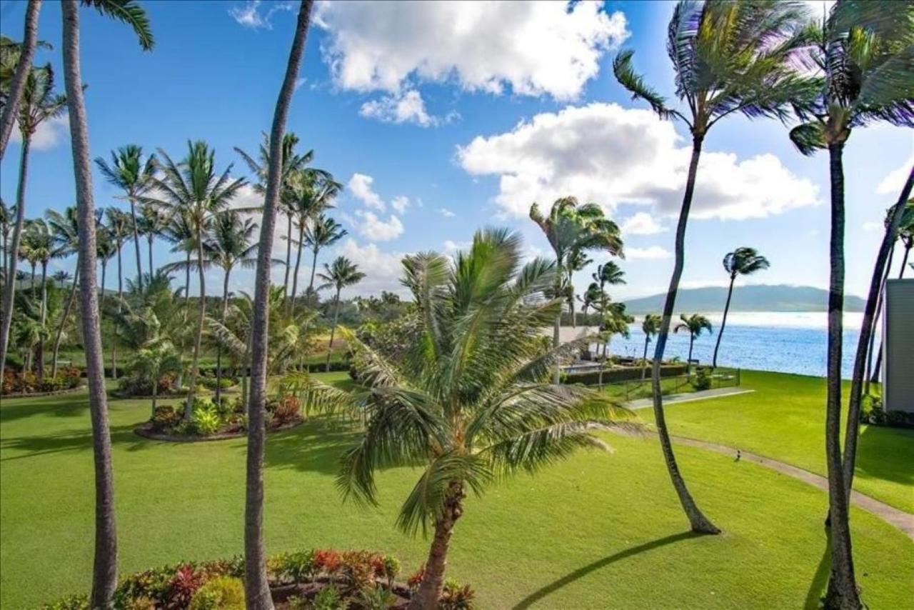 Molokai Island Retreat With Beautiful Ocean Views And Pool - Newly Remodeled! Apartment Ualapue Luaran gambar