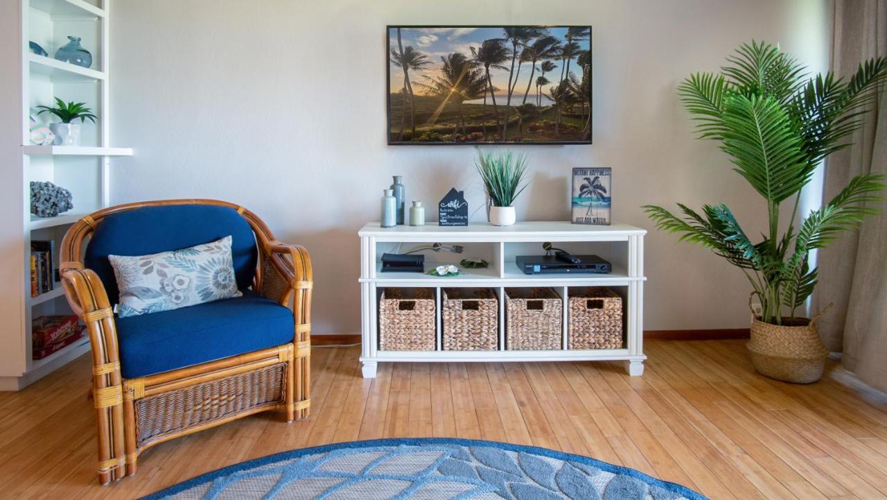 Molokai Island Retreat With Beautiful Ocean Views And Pool - Newly Remodeled! Apartment Ualapue Luaran gambar