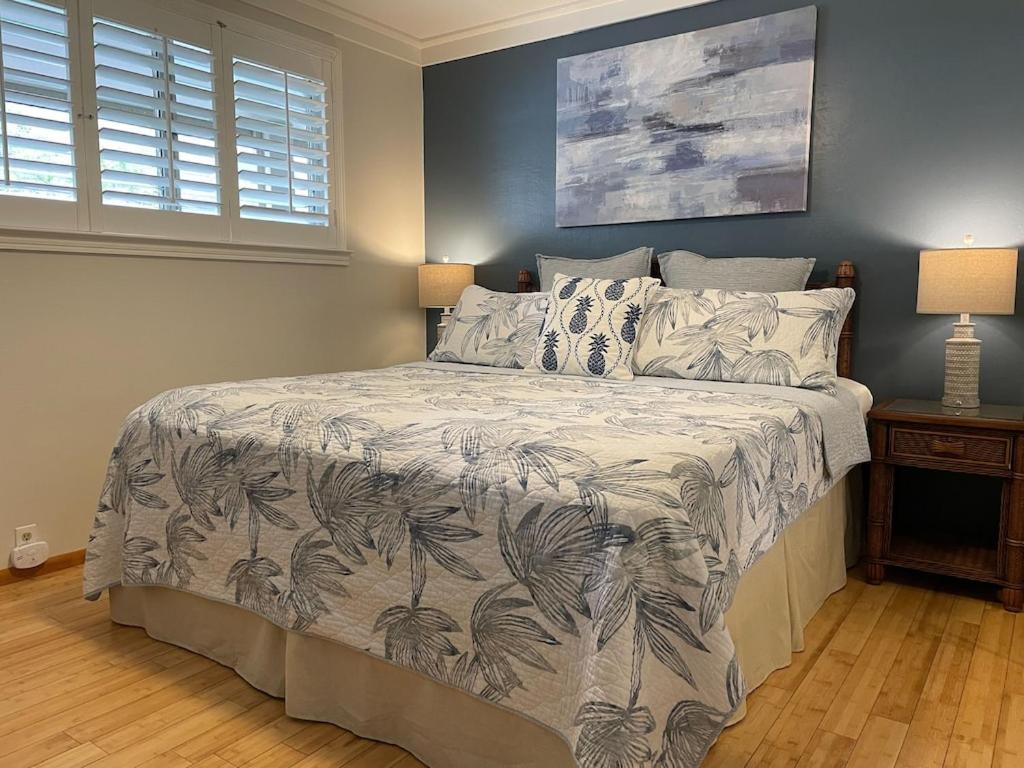 Molokai Island Retreat With Beautiful Ocean Views And Pool - Newly Remodeled! Apartment Ualapue Luaran gambar