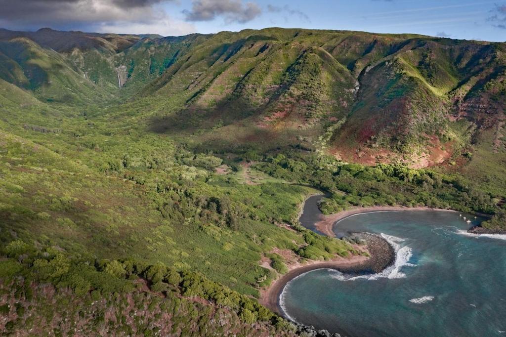 Molokai Island Retreat With Beautiful Ocean Views And Pool - Newly Remodeled! Apartment Ualapue Luaran gambar